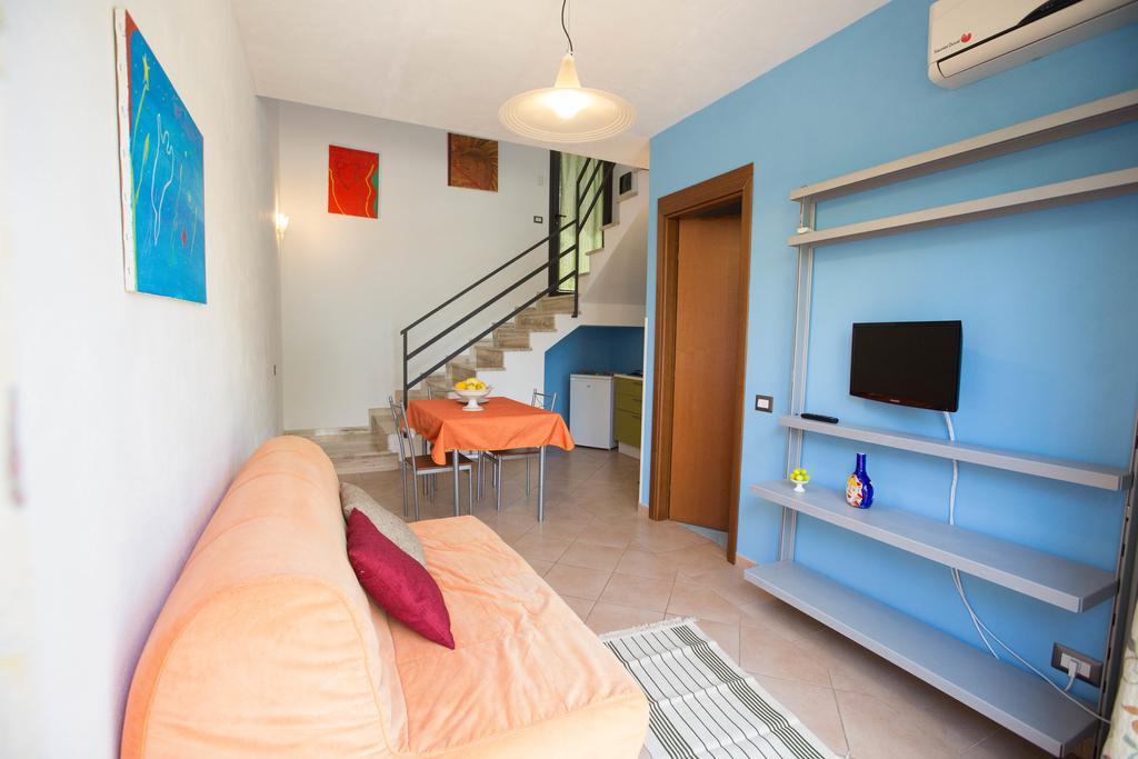 Ogliastro Sul Mare - Sleep And Dream Villa Cefalù Rum bild